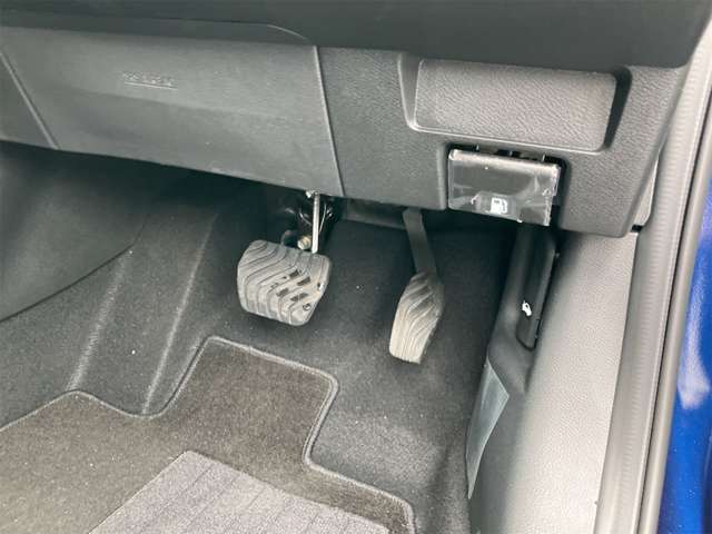 日産 ノートオーラ １．２ Ｇ R5年 (東海) 99