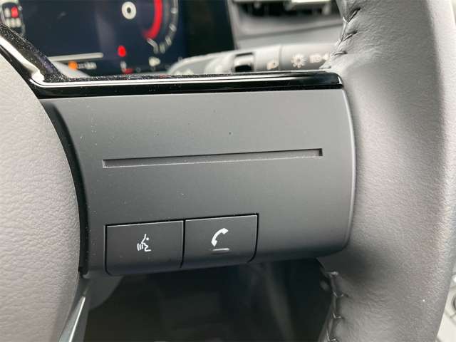 日産 ノートオーラ １．２ Ｇ R5年 (東海) 99