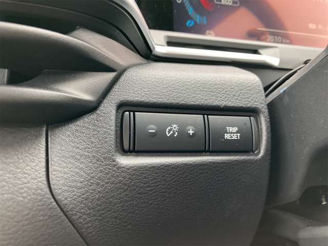 日産 ノートオーラ １．２ Ｇ R5年 (東海) 99