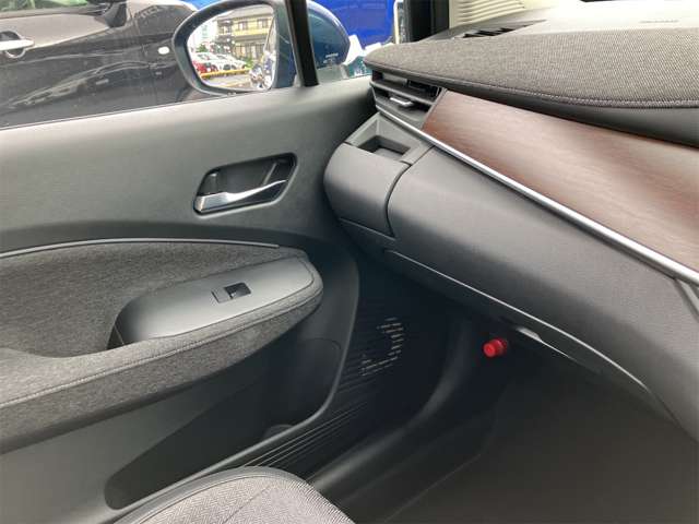 日産 ノートオーラ １．２ Ｇ R5年 (東海) 99