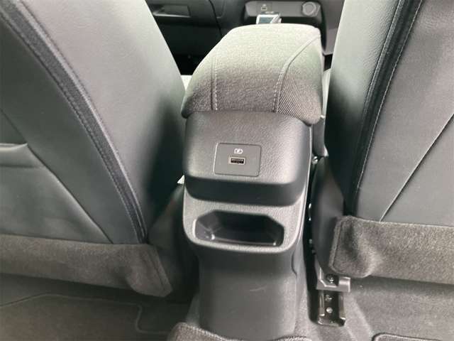 日産 ノートオーラ １．２ Ｇ R5年 (東海) 99