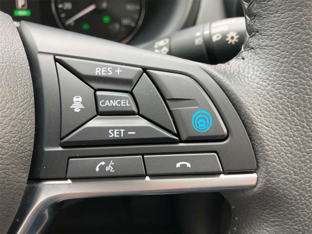 日産 キックス １．２ Ｘ （Ｅ－ＰＯＷＥＲ） R5年 (東海) 99