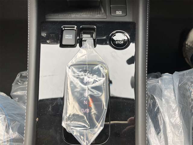 日産 キックス １．２ Ｘ （Ｅ－ＰＯＷＥＲ） R5年 (東海) 99