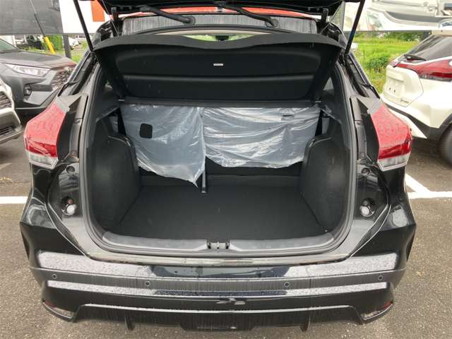 日産 キックス １．２ Ｘ （Ｅ－ＰＯＷＥＲ） R5年 (東海) 99