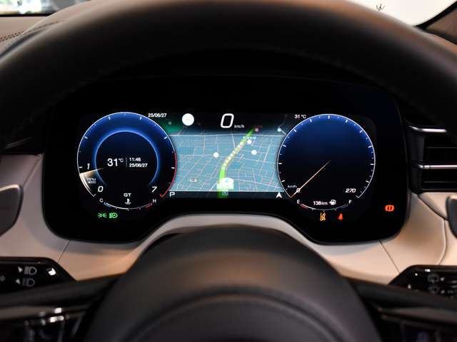 マセラティ グレカーレ モデナ ４ＷＤ R7年 (関東) 99