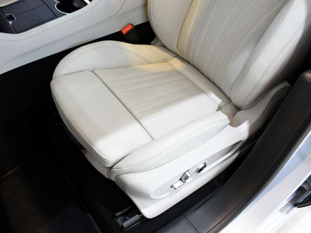 マセラティ グレカーレ モデナ ４ＷＤ R7年 (関東) 99