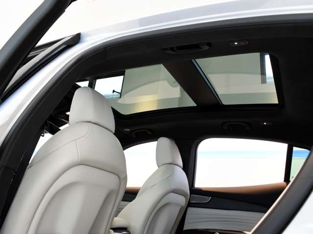 マセラティ グレカーレ モデナ ４ＷＤ R7年 (関東) 99