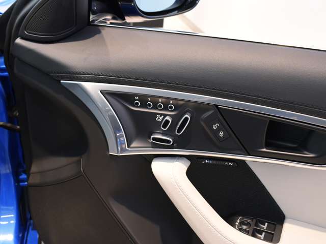 ジャガー Ｆタイプ Ｒダイナミック ３．０Ｌ Ｐ３４０ H30年 (関東) 99