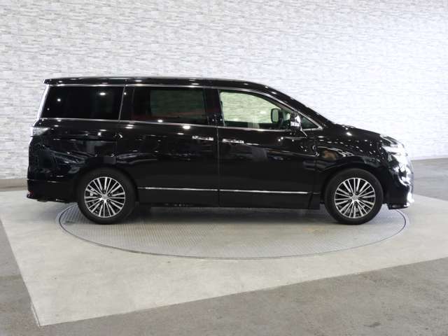 日産 エルグランド ２．５ ２５０ハイウェイスターＳ H29年 (関東) 99