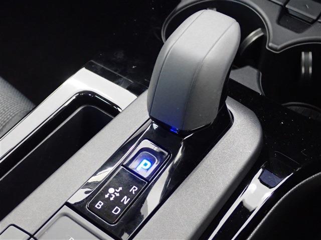 トヨタ プリウス １．８ Ｘ R5年 (関東) 99