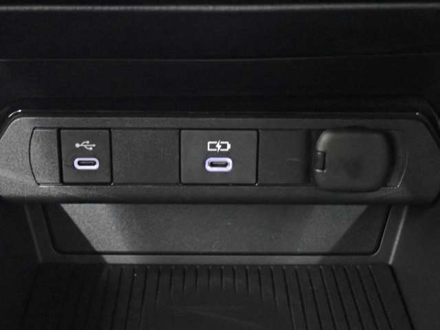 トヨタ プリウス １．８ Ｘ R5年 (関東) 99