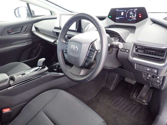 トヨタ プリウス １．８ Ｘ R5年 (関東) 99