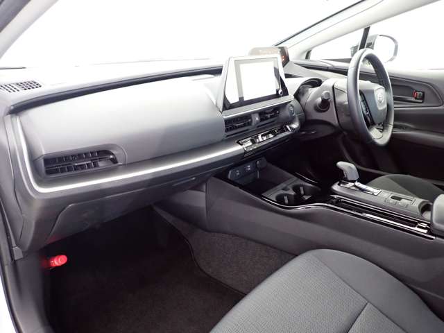 トヨタ プリウス １．８ Ｘ R5年 (関東) 99