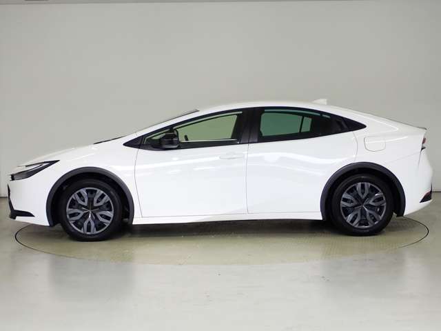 トヨタ プリウス １．８ Ｘ R5年 (関東) 99