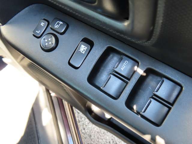 スズキ スペーシア ６６０ ハイブリッド Ｘ H30年 (関東) 99