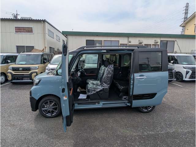 ダイハツ タント ６６０ ファンクロス R7年 (関東) 99