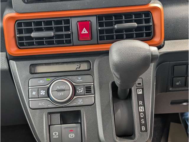 ダイハツ タント ６６０ ファンクロス R7年 (関東) 99