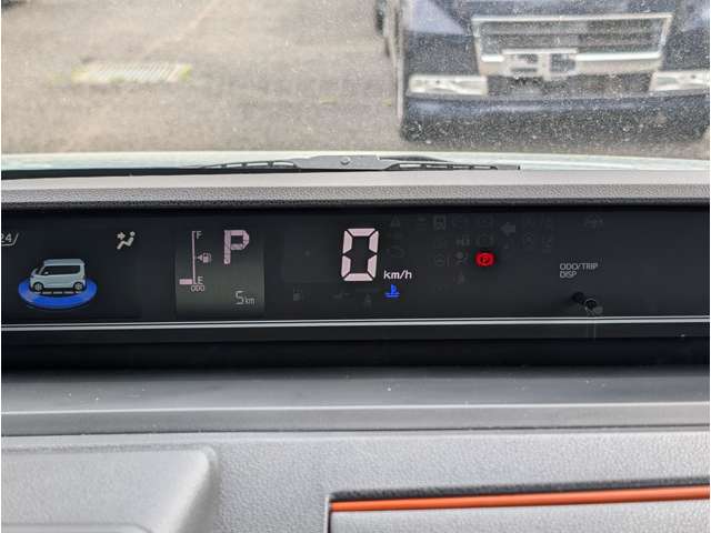 ダイハツ タント ６６０ ファンクロス R7年 (関東) 99