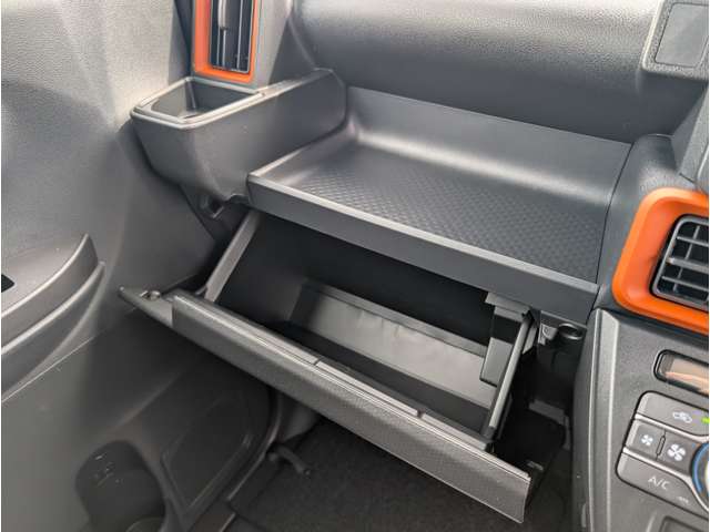 ダイハツ タント ６６０ ファンクロス R7年 (関東) 99