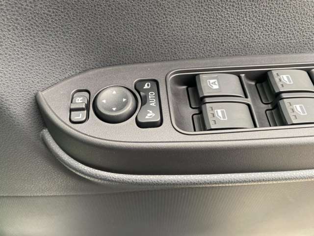 ダイハツ タント ６６０ カスタム Ｘ R7年 (関東) 99