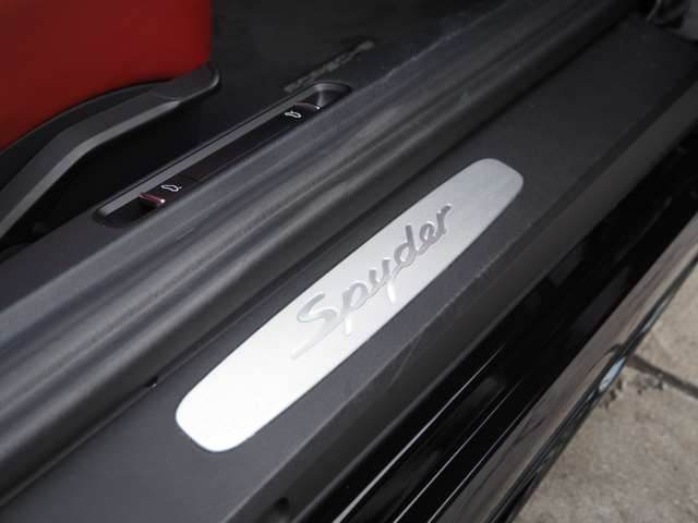 ポルシェ ７１８スパイダー ４．０ R2年 (近畿) 99