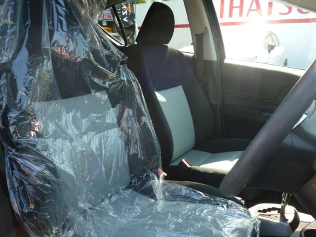 トヨタ アクア １．５ Ｓ H25年 (東北) 99