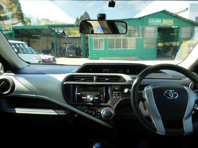 トヨタ アクア １．５ Ｓ H25年 (東北) 99