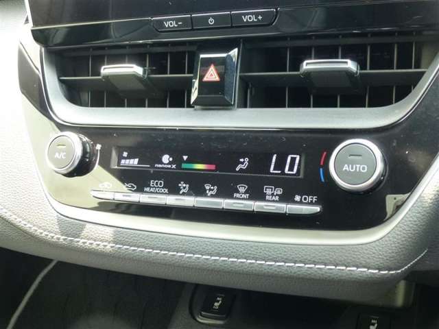 トヨタ カローラ　ツーリング　ハイブリッド １．８ ハイブリッド アクティブ スポーツ R6年 (東北) 99