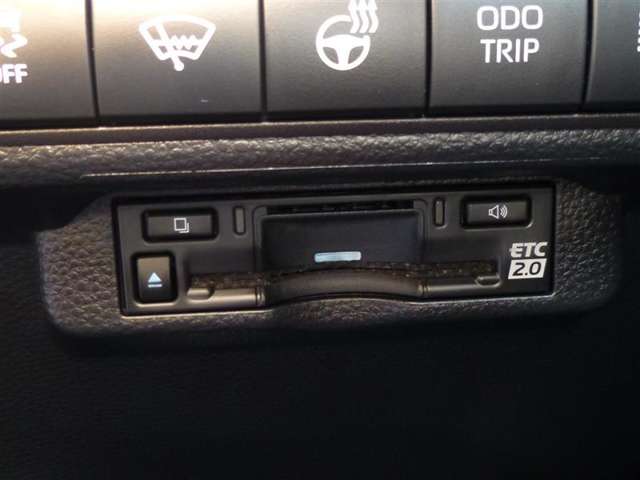 トヨタ カローラ　ツーリング　ハイブリッド １．８ ハイブリッド アクティブ スポーツ R6年 (東北) 99