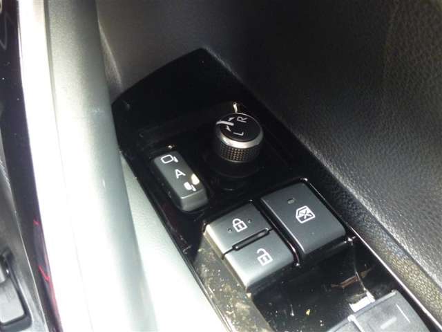 トヨタ カローラ　ツーリング　ハイブリッド １．８ ハイブリッド アクティブ スポーツ R6年 (東北) 99