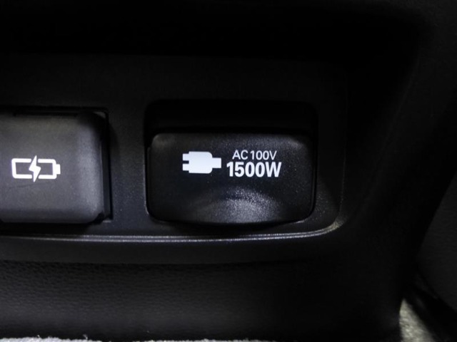 トヨタ カローラ　ツーリング　ハイブリッド １．８ ハイブリッド アクティブ スポーツ R6年 (東北) 99