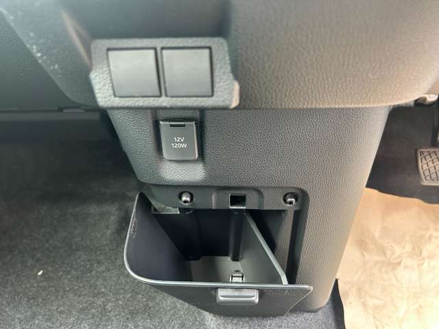 ダイハツ ムーヴ　キャンバス ６６０ ストライプス Ｘ R7年 () 99