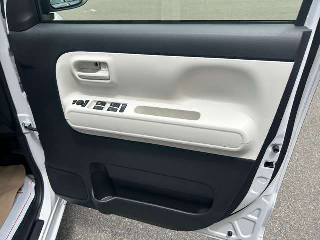 ダイハツ ムーヴ　キャンバス ６６０ ストライプス Ｘ R7年 () 99