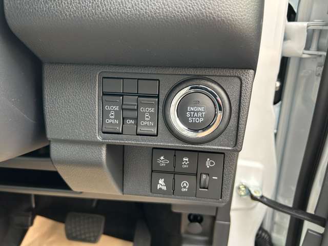 ダイハツ ムーヴ　キャンバス ６６０ ストライプス Ｘ R7年 () 99