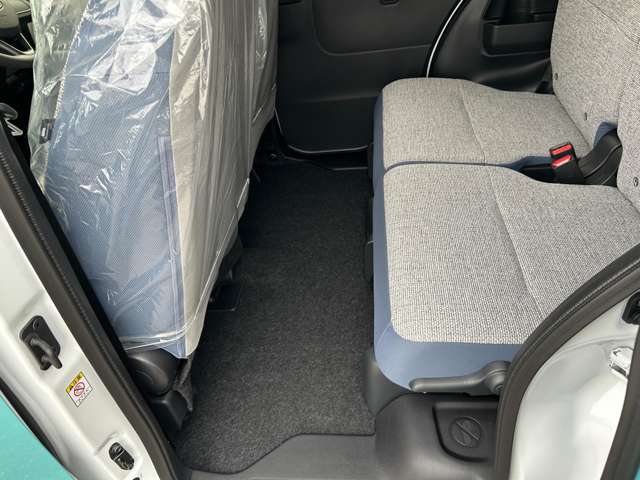 ダイハツ ムーヴ　キャンバス ６６０ ストライプス Ｘ ４ＷＤ R7年 () 99