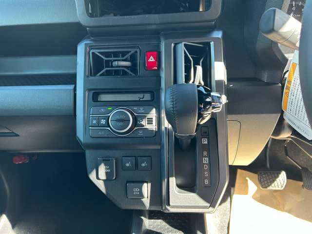 ダイハツ タフト ６６０ Ｇ ダーククロム ベンチャー ４ＷＤ R6年 () 99