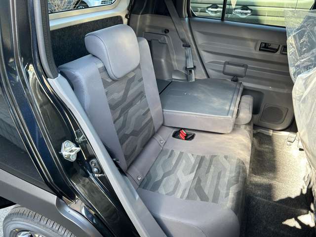 ダイハツ タフト ６６０ Ｇ ダーククロム ベンチャー ４ＷＤ R6年 () 99