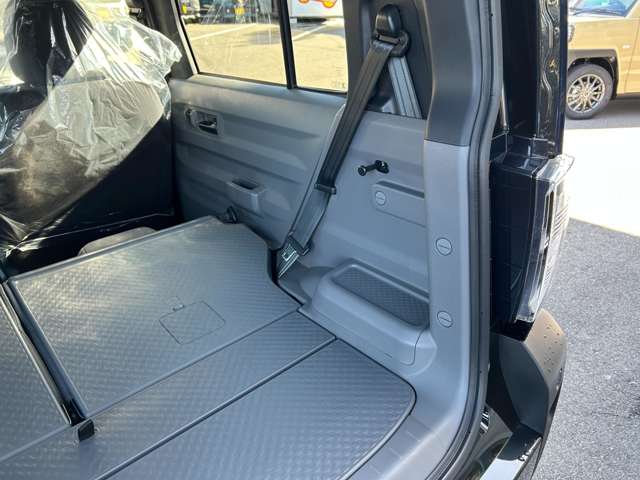 ダイハツ タフト ６６０ Ｇ ダーククロム ベンチャー ４ＷＤ R6年 () 99