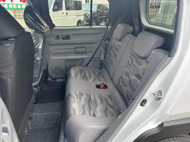 ダイハツ タフト ６６０ Ｘターボ ４ＷＤ R6年 () 99