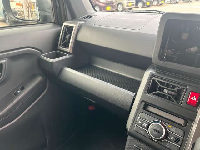 ダイハツ タフト ６６０ Ｇ ダーククロム ベンチャー ４ＷＤ R6年 () 99