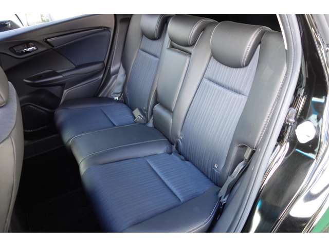 ホンダ シャトル １．５ ハイブリッド Ｚ ホンダセンシング R1年 () 99