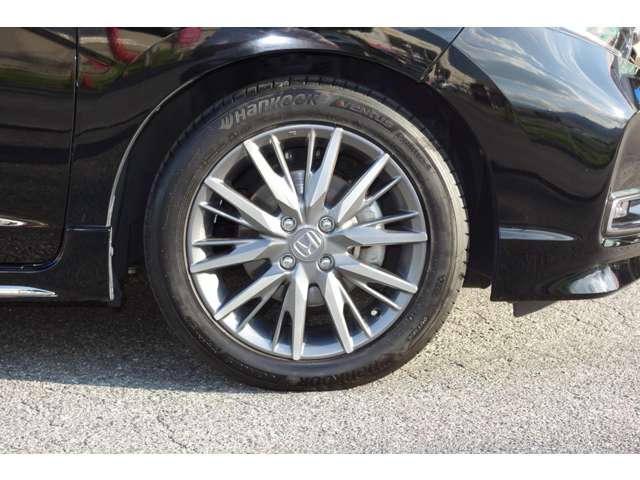 ホンダ シャトル １．５ ハイブリッド Ｚ ホンダセンシング R1年 () 99