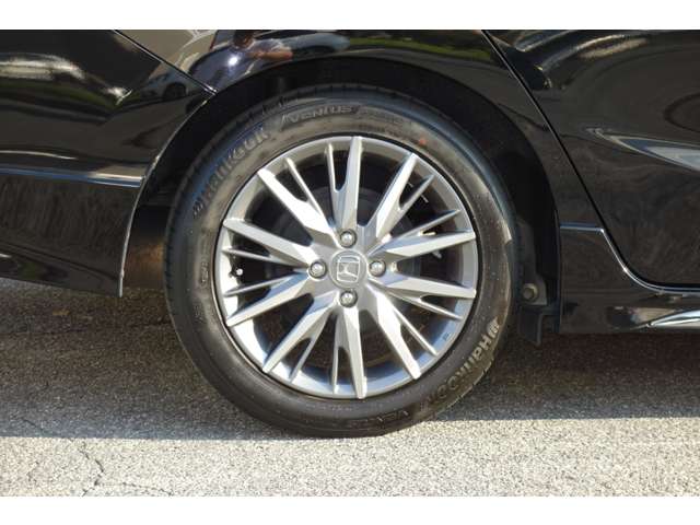 ホンダ シャトル １．５ ハイブリッド Ｚ ホンダセンシング R1年 () 99