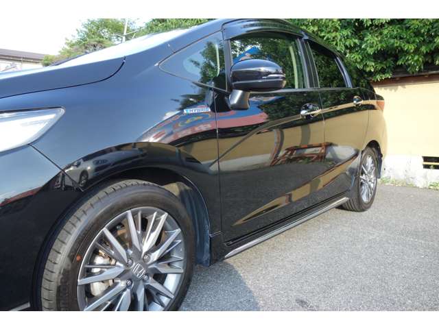 ホンダ シャトル １．５ ハイブリッド Ｚ ホンダセンシング R1年 () 99