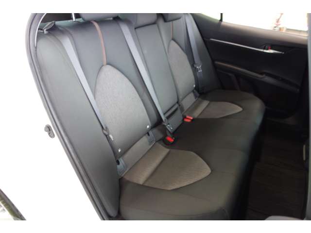 トヨタ カムリ ２．５ Ｇ H29年 () 99