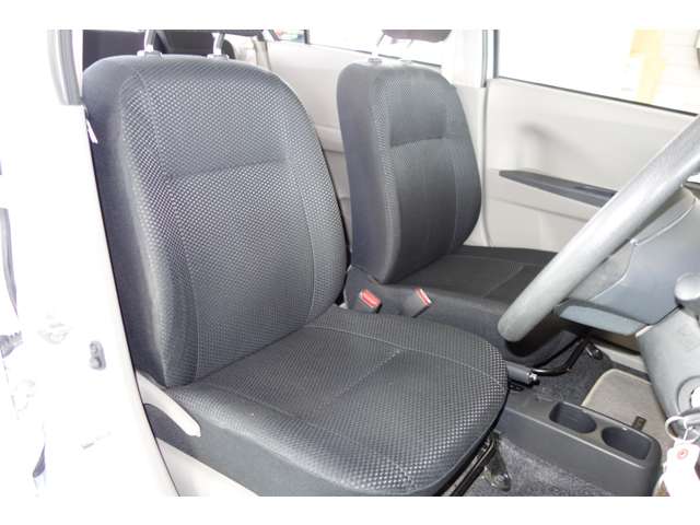 スバル プレオ　プラス ６６０ ＬＡ スマートアシスト ブラック エディション ４ＷＤ H28年 () 99