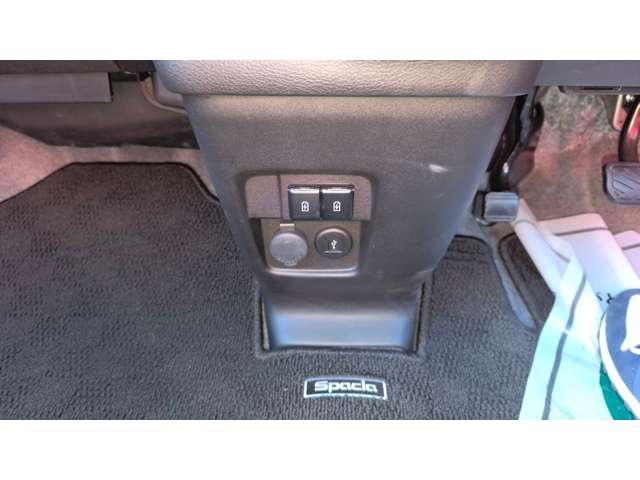 スズキ スペーシア ６６０ ギア ハイブリッド ＸＺ R5年 (甲信越・北陸) 99