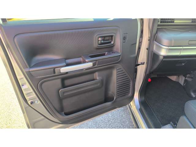 スズキ スペーシア ６６０ ギア ハイブリッド ＸＺ R5年 (甲信越・北陸) 99