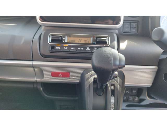 スズキ スペーシア ６６０ ギア ハイブリッド ＸＺ R5年 (甲信越・北陸) 99