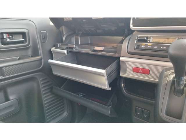 スズキ スペーシア ６６０ ギア ハイブリッド ＸＺ R5年 (甲信越・北陸) 99